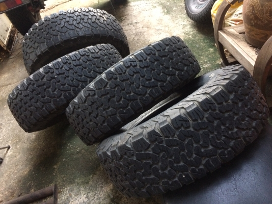 BF Goodrich All-Terrain KO2 265 75 16