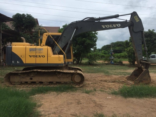 ขาย 980,000 VOLVO EC140BLC 8,800 ชม.เอกสารเล่มทะเบียน ช่วงล่างเต็ม เครื่องปั้มดี ทุกระบบพร้อมใช้งาน ขาย 980,000 VOLVO EC140BLC 8,800 ชม.เอกสารเล่มทะเบียน ช่วงล่างเต็ม เครื่องปั้มดี ทุกระบบพร้อมใช้งาน