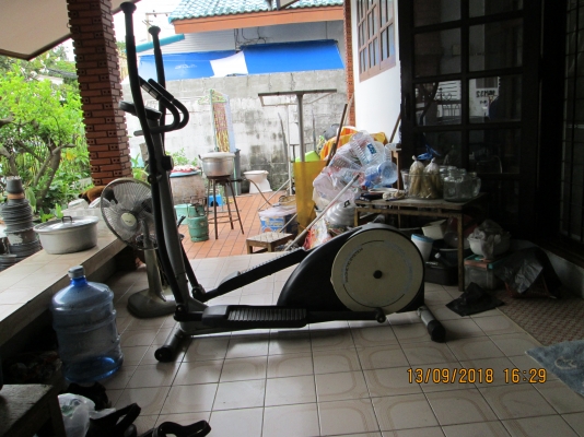 ขออนุญาต  ขายเครื่องออกกำลังกาย  ราคาถูก 2500บาท