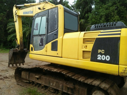 ขายรถแบคโฮ KOMATSU PC200-8 เอกสารเล่ม ไมล์ 9733 ชม.ราคา 950000