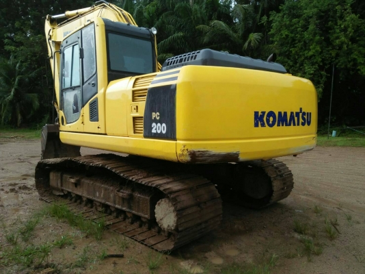 ขายรถแบคโฮ KOMATSU PC200-8 เอกสารเล่ม ไมล์ 9733 ชม.ราคา 950000