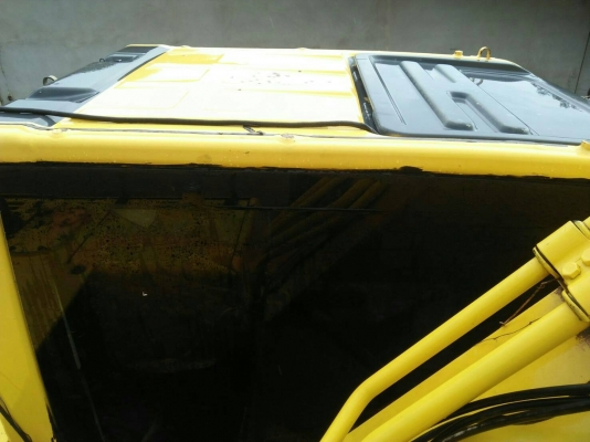 ขายรถแบคโฮ KOMATSU PC200-8 เอกสารเล่ม ไมล์ 9733 ชม.ราคา 950000 ขายรถแบคโฮ KOMATSU PC200-8 เอกสารเล่ม ไมล์ 9733 ชม.ราคา 950000