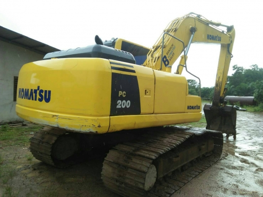 ขายรถแบคโฮ KOMATSU PC200-8 เอกสารเล่ม ไมล์ 9733 ชม.ราคา 950000