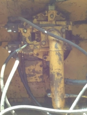 ขายรถแบคโฮ CAT 320 V2 ไม่มีเอกสาร ราคา 550000 ขายรถแบคโฮ CAT 320 V2 ไม่มีเอกสาร ราคา 550000