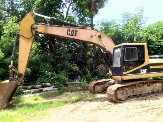 ขายรถแบคโฮ CAT 320 V2 ไม่มีเอกสาร ราคา 550000 ขายรถแบคโฮ CAT 320 V2 ไม่มีเอกสาร ราคา 550000