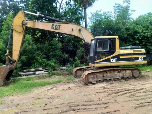 ขายรถแบคโฮ CAT 320 V2 ไม่มีเอกสาร ราคา 550000 ขายรถแบคโฮ CAT 320 V2 ไม่มีเอกสาร ราคา 550000