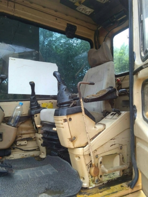 ขายรถแบคโฮ CAT 320 V2 ไม่มีเอกสาร ราคา 550000 ขายรถแบคโฮ CAT 320 V2 ไม่มีเอกสาร ราคา 550000