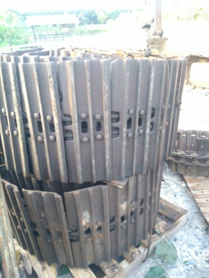 โซ่พร้อมใบ ใส่รถ CAT 312D ใส่รถแทรกเตอร์ CAT D4 ได้ ของเก่านอกนำเข้า สภาพดี พร้อมใช้งาน
