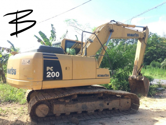 ขาย 2 คัน KOMATSU PC200-8N1 เอกสารเล่ม ไมล์ 6000 กับ 7000 ราคาเหมา 2 คัน 3800000 ขายแยกคันละ 1900000