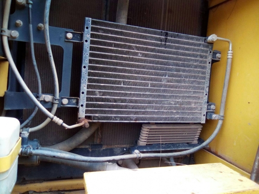 ขาย 2 คัน KOMATSU PC200-8N1 เอกสารเล่ม ไมล์ 6000 กับ 7000 ราคาเหมา 2 คัน 3800000 ขายแยกคันละ 1900000