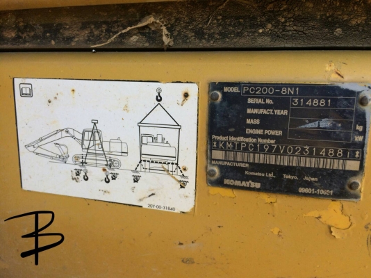 ขาย 2 คัน KOMATSU PC200-8N1 เอกสารเล่ม ไมล์ 6000 กับ 7000 ราคาเหมา 2 คัน 3800000 ขายแยกคันละ 1900000 ขาย 2 คัน KOMATSU PC200-8N1 เอกสารเล่ม ไมล์ 6000 กับ 7000 ราคาเหมา 2 คัน 3800000 ขายแยกคันละ 1900000