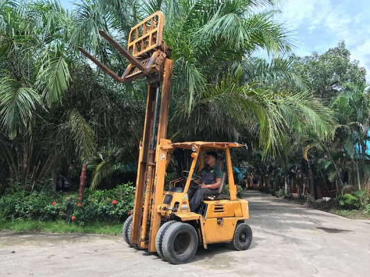 ขายFORKLIFT KOMATSU FG20-7(งากระดก)(ล้อหน้าคู่)(2ตัน) สวยเดิมจากญี่ปุ่น ยังไม่เคยใช้ในไทย 99,000เท่านั้น!!