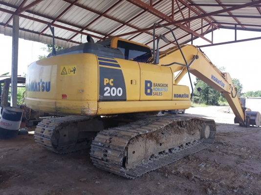 ขาย KOMATSU PC200-8  เอกสารเล่มทะเบียน ทำงาน 9,xxx ชม รถพร้อมใช้