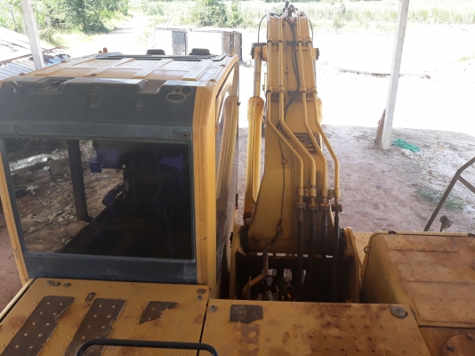 ขาย KOMATSU PC200-8  เอกสารเล่มทะเบียน ทำงาน 9,xxx ชม รถพร้อมใช้