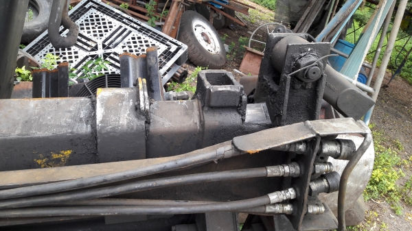 ขายเครนพับ HIAB+บุ้งกี้ นำเข้า 200000 บาท โทร084-5424150 line id : rapinzat