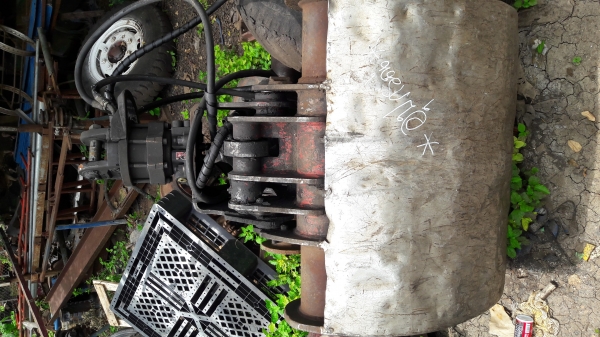 ขายเครนพับ HIAB+บุ้งกี้ นำเข้า 200000 บาท โทร084-5424150 line id : rapinzat