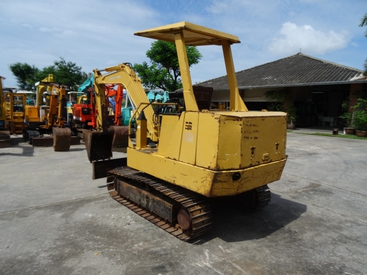 รถขุด Mitsubishi MS030 รถขุด Mitsubishi MS030