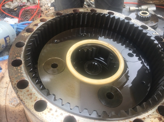 ขายตัวเดิน CAT330B (1ตัว)