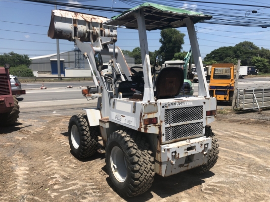 ขายรถตัก FURUKAWA FL35-2 เครื่องยนต์ 3 สูบ ระบบเลี้ยวเอวอ่อน 2000 ชม สมบูรณ์พร้อมใช้ครับ FROM JAPAN ติดต่อ 063-9316985 ID LINE : 0639316985 ขายรถตัก FURUKAWA FL35-2 เครื่องยนต์ 3 สูบ ระบบเลี้ยวเอวอ่อน 2000 ชม สมบูรณ์พร้อมใช้ครับ FROM JAPAN ติดต่อ 063-9316985 ID LINE : 0639316985