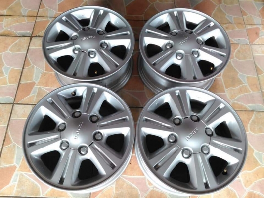 ล้อแม็กเปล่า Isuzu D-max ขอบ 15(6/139) สภาพสวย เดิมๆ  น้องๆป้ายแดง ขายถูกๆ ทั้งชุด 6900.- *** ใส่ฟรี รับเทิร์น รับบัตรเครดิตทุกธนาคาร ส่งทั่วไทย