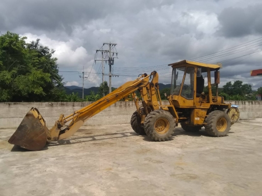 ขายรถตัก Komatsu WA85