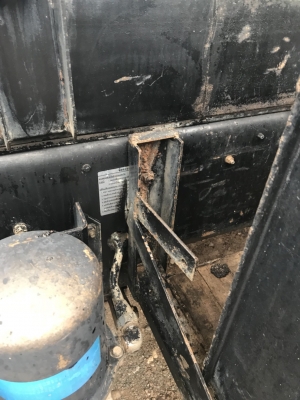 Hino mega 260 แรง ปี 49 แม่เดี่ยวดัมพ์สามมิตร เครื่อง/เกียร์เดิมดี มีระบบลากพ่วง ทะเบียนพร้อม