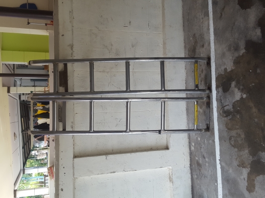 ขายบันได3500โทร 0643130366