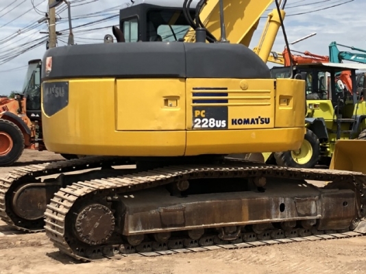 ขายรถขุด KOMATSU PC228US-3 (เทียบเท่า PC200-7) รถนอกนำเข้าเองจากญี่ปุ่น สภาพสวยพร้อมใช้ มีVDOการทำงานครับ ขายรถขุด KOMATSU PC228US-3 (เทียบเท่า PC200-7) รถนอกนำเข้าเองจากญี่ปุ่น สภาพสวยพร้อมใช้ มีVDOการทำงานครับ