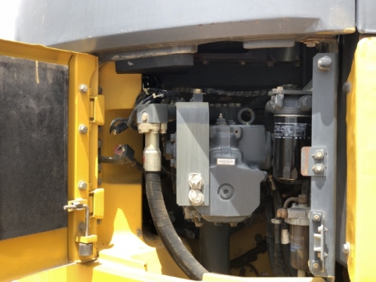 ขายรถขุด KOMATSU PC228US-3 (เทียบเท่า PC200-7) รถนอกนำเข้าเองจากญี่ปุ่น สภาพสวยพร้อมใช้ มีVDOการทำงานครับ ขายรถขุด KOMATSU PC228US-3 (เทียบเท่า PC200-7) รถนอกนำเข้าเองจากญี่ปุ่น สภาพสวยพร้อมใช้ มีVDOการทำงานครับ