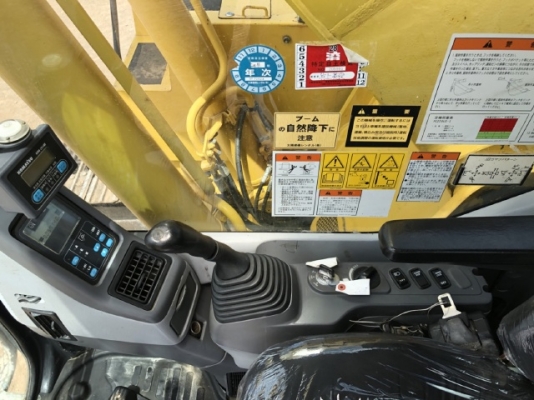 ขายรถขุด KOMATSU PC228US-3 (เทียบเท่า PC200-7) รถนอกนำเข้าเองจากญี่ปุ่น สภาพสวยพร้อมใช้ มีVDOการทำงานครับ ขายรถขุด KOMATSU PC228US-3 (เทียบเท่า PC200-7) รถนอกนำเข้าเองจากญี่ปุ่น สภาพสวยพร้อมใช้ มีVDOการทำงานครับ