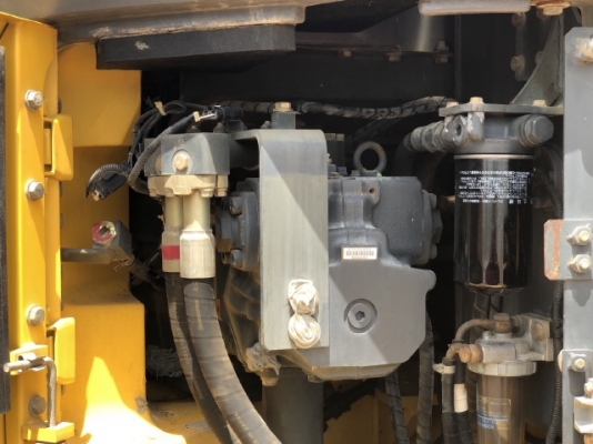 ขายรถขุด KOMATSU PC228US-3 (เทียบเท่า PC200-7) รถนอกนำเข้าเองจากญี่ปุ่น สภาพสวยพร้อมใช้ มีVDOการทำงานครับ ขายรถขุด KOMATSU PC228US-3 (เทียบเท่า PC200-7) รถนอกนำเข้าเองจากญี่ปุ่น สภาพสวยพร้อมใช้ มีVDOการทำงานครับ