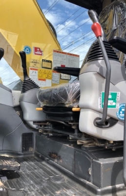 ขายรถขุด KOMATSU PC228US-3 (เทียบเท่า PC200-7) รถนอกนำเข้าเองจากญี่ปุ่น สภาพสวยพร้อมใช้ มีVDOการทำงานครับ ขายรถขุด KOMATSU PC228US-3 (เทียบเท่า PC200-7) รถนอกนำเข้าเองจากญี่ปุ่น สภาพสวยพร้อมใช้ มีVDOการทำงานครับ