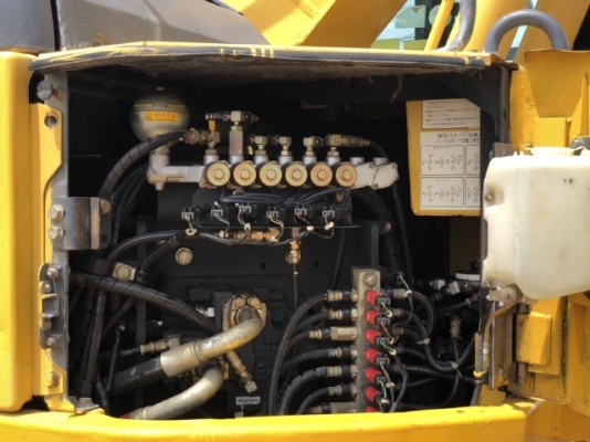 ขายรถขุด KOMATSU PC228US-3 (เทียบเท่า PC200-7) รถนอกนำเข้าเองจากญี่ปุ่น สภาพสวยพร้อมใช้ มีVDOการทำงานครับ ขายรถขุด KOMATSU PC228US-3 (เทียบเท่า PC200-7) รถนอกนำเข้าเองจากญี่ปุ่น สภาพสวยพร้อมใช้ มีVDOการทำงานครับ