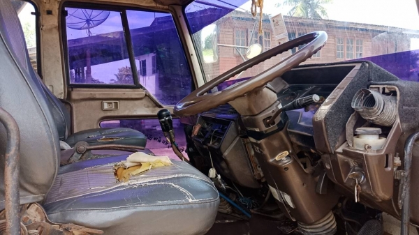 สิบล้อ มิตชู FN527MA195HP เกียร์10สปีส โลไฮ 2เพา ช่วงล่างใหญ่ ยางดี รถห้าง สภาพดีพายในครบ พร้อมใช้งาน ทะเบียนพร้อมโอน สิบล้อ มิตชู FN527MA195HP เกียร์10สปีส โลไฮ 2เพา ช่วงล่างใหญ่ ยางดี รถห้าง สภาพดีพายในครบ พร้อมใช้งาน ทะเบียนพร้อมโอน