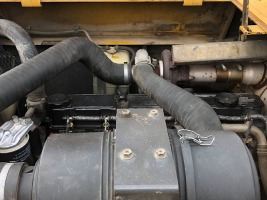 ขายรถปูยาง SUMITOMO HA60W-5 (ขนาด 6 เมตร) ปี 2006 นำเข้าเองจากญี่ปุ่น สภาพสวยพร้อมใช้งาน มีVDOการทำงานครับ ขายรถปูยาง SUMITOMO HA60W-5 (ขนาด 6 เมตร) ปี 2006 นำเข้าเองจากญี่ปุ่น สภาพสวยพร้อมใช้งาน มีVDOการทำงานครับ