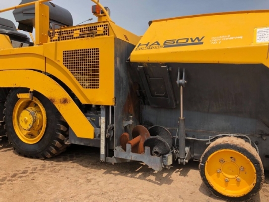 ขายรถปูยาง SUMITOMO HA60W-5 (ขนาด 6 เมตร) ปี 2006 นำเข้าเองจากญี่ปุ่น สภาพสวยพร้อมใช้งาน มีVDOการทำงานครับ ขายรถปูยาง SUMITOMO HA60W-5 (ขนาด 6 เมตร) ปี 2006 นำเข้าเองจากญี่ปุ่น สภาพสวยพร้อมใช้งาน มีVDOการทำงานครับ