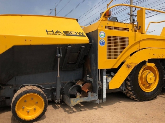 ขายรถปูยาง SUMITOMO HA60W-5 (ขนาด 6 เมตร) ปี 2006 นำเข้าเองจากญี่ปุ่น สภาพสวยพร้อมใช้งาน มีVDOการทำงานครับ ขายรถปูยาง SUMITOMO HA60W-5 (ขนาด 6 เมตร) ปี 2006 นำเข้าเองจากญี่ปุ่น สภาพสวยพร้อมใช้งาน มีVDOการทำงานครับ