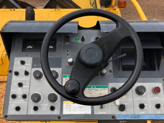 ขายรถปูยาง SUMITOMO HA60W-5 (ขนาด 6 เมตร) ปี 2006 นำเข้าเองจากญี่ปุ่น สภาพสวยพร้อมใช้งาน มีVDOการทำงานครับ ขายรถปูยาง SUMITOMO HA60W-5 (ขนาด 6 เมตร) ปี 2006 นำเข้าเองจากญี่ปุ่น สภาพสวยพร้อมใช้งาน มีVDOการทำงานครับ