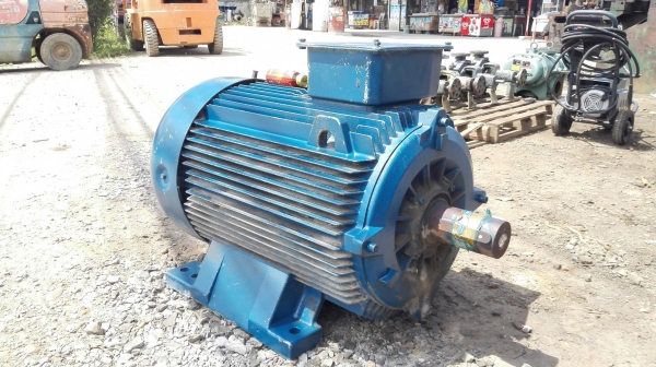 มอเตอร์ไฟฟ้ากำลังอิตาลี่ของใหม่ MARELLI Made in ITALY ขนาด 100 HP 4 POLE 1480 RPM 380V มอเตอร์ไฟฟ้ากำลังอิตาลี่ของใหม่ MARELLI Made in ITALY ขนาด 100 HP 4 POLE 1480 RPM 380V