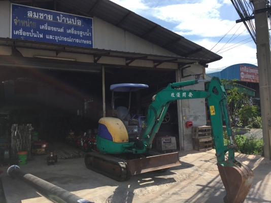 ขายรถขุดเล็กยอดนิยมโคมัสสุ pc30 mr1รุ่น9 เก่านอกไม่เคยใช้งานในไทย 0898374018