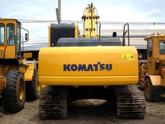 ขายรถุแม็คโคkomatsu pc200-8