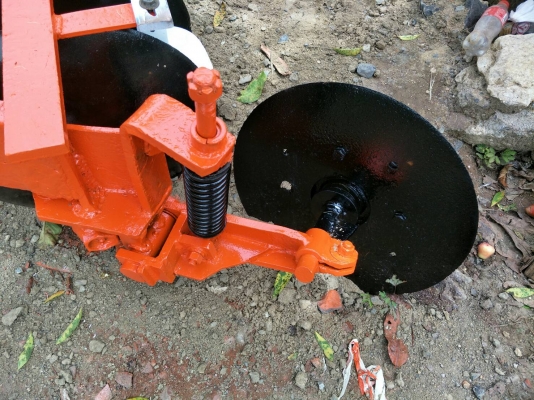 ขายจานรถไถ 6 จานขนาด 22 นิ้ว ใส่กับรถขนาด L4708 ราคา 18000 ขายจานรถไถ 6 จานขนาด 22 นิ้ว ใส่กับรถขนาด L4708 ราคา 18000