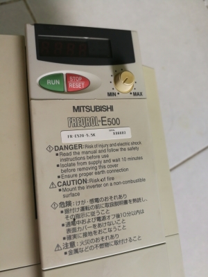 อินเวอร์เตอร์7.5แรง220v ใหม่ไม่ผ่านการใช้งาน