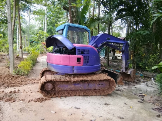 ขายรถแบคโฮ KOMATSU PC50 ตีนเป็ด ราคา 320000 ขายรถแบคโฮ KOMATSU PC50 ตีนเป็ด ราคา 320000