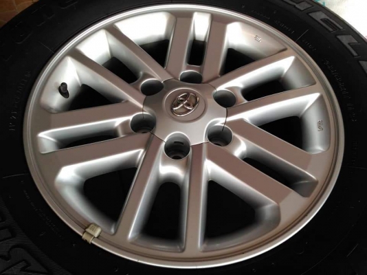 ล้อแม็ก Toyota Fortuner BMC ขอบ 17 ยาง Bridgestone Dueler 265 65 17 ผลิตปี 2014 ยางสวย ล้อสวย ขายถูก ทั้งชุด 6900.- *** ใส่ฟรี รับเทิร์น รับบัตรเครดิตทุกธนาคาร ส่งทั่วไทย ล้อแม็ก Toyota Fortuner BMC ขอบ 17 ยาง Bridgestone Dueler 265 65 17 ผลิตปี 2014 ยางสวย ล้อสวย ขายถูก ทั้งชุด 6900.- *** ใส่ฟรี รับเทิร์น รับบัตรเครดิตทุกธนาคาร ส่งทั่วไทย