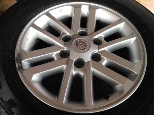 ล้อแม็ก Toyota Fortuner BMC ขอบ 17 ยาง Bridgestone Dueler 265 65 17 ผลิตปี 2014 ยางสวย ล้อสวย ขายถูก ทั้งชุด 6900.- *** ใส่ฟรี รับเทิร์น รับบัตรเครดิตทุกธนาคาร ส่งทั่วไทย ล้อแม็ก Toyota Fortuner BMC ขอบ 17 ยาง Bridgestone Dueler 265 65 17 ผลิตปี 2014 ยางสวย ล้อสวย ขายถูก ทั้งชุด 6900.- *** ใส่ฟรี รับเทิร์น รับบัตรเครดิตทุกธนาคาร ส่งทั่วไทย