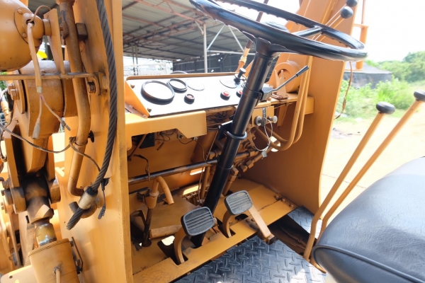 รถตัก komatsu sg10-3 เก่าญี่ปุ่น โทร 086-1602189 รถสวยพร้อมใช้งานราคาถูก