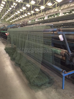 ตาข่ายถัก คลุมท้ายรถ  เส้นหนากันแดด