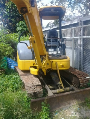 ขายรถแบคโฮ KOMATSU PC40MR-2 ราคา 280000 ขายรถแบคโฮ KOMATSU PC40MR-2 ราคา 280000