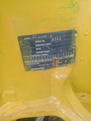 ขายรถแบคโฮ KOMATSU PC40MR-2 ราคา 280000 ขายรถแบคโฮ KOMATSU PC40MR-2 ราคา 280000